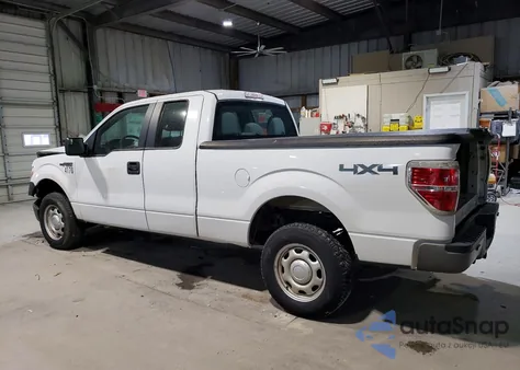 2011 Ford F150 Super Cab z USA, uszkodzony, nr VIN 1FTFX1EF3BFC40135